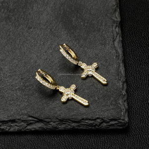 Pendientes de Plata de Ley 925 con Diamantes Cultivados en Laboratorio, Tono Plateado, Estilo Iced Out, Joyería de Lujo Premium para Mayoristas y Minoristas - Product Image 3