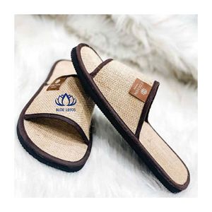 HIGH QUALITY Eco-Friendly Seagrass Slipper Light Comfortable Indoor Footwear for Hotel & Daily Home Use - Product Image 1
