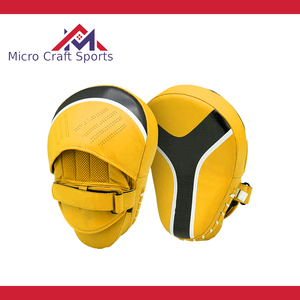 Professional Equip of Boxing Mitt Focus Pad Leather Focus Pad Custom Boxing Training Martial Arts Focus Mitts Quality Pakistan - Product Image 6
