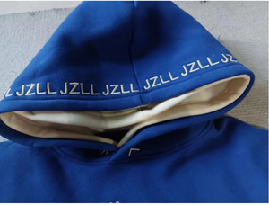 เสื้อฮู้ดผู้ชายสีน้ำเงิน ผ้าฝ้ายเฟรนช์เทอร์รี่ 100% ทรงปกติ มีกระเป๋าโลโก้ด้านหน้า สวมใส่สบายๆ สำหรับฤดูใบไม้ร่วง - Product Image 5