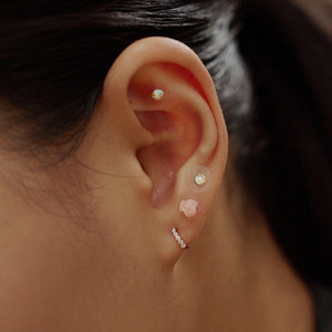 [W Island] WBL Parches de Acupresión para Orejas con Cristales Swarovski Genuinos, Blancos Puros, para Alivio del Estrés y Cuidado de la Hinchazón Facial, Máxima Eficacia - Product Image 5