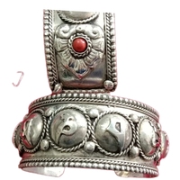 Brazaletes Anchos de Turquesa Tallada a Mano con Mantra Tibetano, Signos Auspiciosos, Plata de Ley, Sin Níquel, Metal Blanco