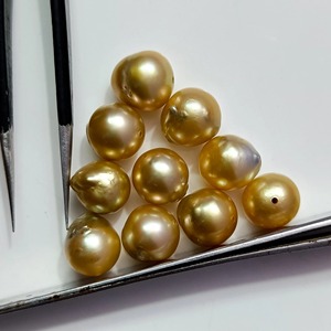 Perlas naturales del Mar del Sur doradas de 8-9 mm, perlas redondas sueltas para la fabricación de joyería a precio de mayoreo. - Product Image 2