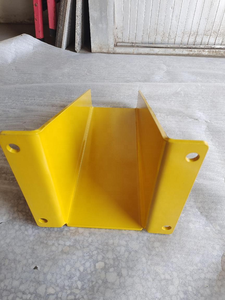 Soporte de Esquina Metálico con Recubrimiento en Polvo Personalizado para Protección de Patas de Estanterías de Almacén - Product Image 6