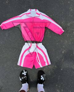 Conjunto de Chaqueta Cortavientos y Pantalones Cortos de Verano para Hombre, Diseño Personalizado con Logotipo, Corte Regular, Nailon y Poliéster, Estampado Sólido, para Otoño - Product Image 1