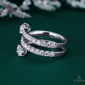 Elegante Anillo de Diamantes de Corte Ovalado y Redondo de 2.07 Quilates, Color D E, Claridad VVS VS, Joyería Fina Premium, Diseño de Anillo de Compromiso Personalizado - Product Image 2