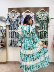 Robe longue bohème à imprimé floral avec volants, manches longues, coupe classique, taille élastique, style décontracté d'été, en rayonne pour femme - Product Image 5