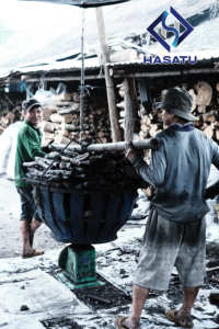 Bâtons de charbon de bois de mangrove vietnamien pour les entreprises de restauration et de barbecue du Golfe - Product Image 4