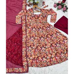 Top y parte inferior de fiesta para mujer de diseñador con Conjunto elegante Dupatta - Product Image 1