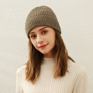 Ventoria Enterprises - Gorros de Invierno Unisex Personalizados al por Mayor, 100% Lana, de Alta Calidad, con Diseño Sólido, para Uso Diario y al Aire Libre - Product Image 5
