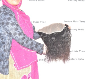 Cheveux humains indiens 100% naturels pour femmes, frontale HD 13*6, bouclés, sans traitement chimique, double cuticule, ondulations douces et profondes, vente en gros - Product Image 4