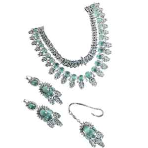 Parure de collier ras-du-cou plaqué or de qualité supérieure, style ethnique traditionnel, avec motif floral en zircon, bijoux de mariage et de fête d'inspiration antique - Product Image 1