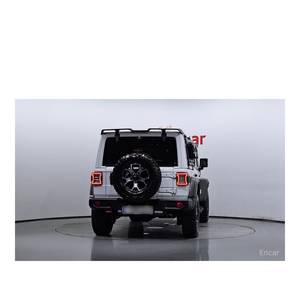 Jeep Wrangler 2.0 Rubicon Power Top de 4 Puertas, Modelo Diciembre 2023, con Caja de Cambios Automática, 18,330 km, Asientos de Tela, Cámara Trasera - Product Image 4