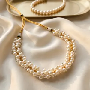 Collier ras du cou en perles blanches de 8 mm avec chaîne Sarafa plaquée or, bijoux de mariage indiens pour femmes, ensemble de mode traditionnel - Product Image 5