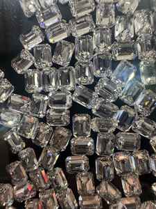 Diamant naturel de qualité supérieure, coupe brillante, clarté VS1, couleur D, certifié IGI, fabriqué en Inde, Mantra - Product Image 1