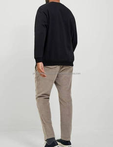 OEM venta al por mayor Sudadera con capucha para hombre 80% Algodón 20% poliéster de gran tamaño Casual liso cuello redondo ropa Unisex para el invierno - Product Image 3