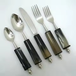 ชุดช้อนส้อมสแตนเลสสตีล Elegant Choice สำหรับร้านอาหารระดับมืออาชีพ - Product Image 1