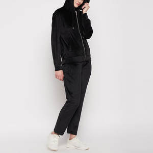 Latest Design Women's Velvet <b>Tracksuit</b> Wholesale Blank <b>Velour</b> 2 Piece Winter Jogging Sports Drop Shoulder with Solid Pattern - Product Image 3