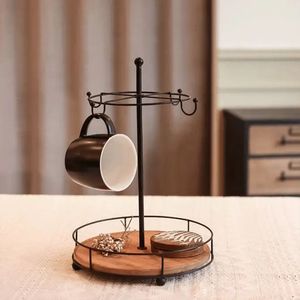 Support compact pour tasses en fer, idéal pour organiser efficacement les tasses dans les espaces de comptoirs restreints des petites maisons et cuisines. - Product Image 1