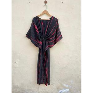 Kaftan en soie à imprimé floral pour femmes, élégant, pour la plage, modèle ETH-263 par Ethnic Craft Hub India - Product Image 2