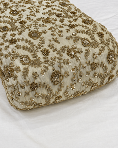 Fournisseur en gros de tissus en soie brodés de perles, Fabricant de tissus en soie brodés de perles en Inde, Tissu en soie brodé avec des perles F - Product Image 3
