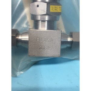 Fujikin 316L-P, O.P. 3,5~7 kgf/cm2G, type N.O. Équipements et pièces semi-conductrices d'occasion fiables à l'échelle mondiale chez - Product Image 4