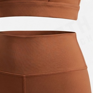 Conjunto de Shorts y Top de Yoga para Mujer Talla Grande, Transpirable, Cintura Elástica, Cómodo, Ropa Deportiva para Gimnasio y Ejercicio - Product Image 5