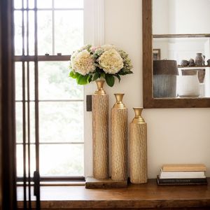 ชุดแจกันโลหะตกแต่งลายเถาวัลย์ 3 ใบ ขนาด 34 นิ้ว 29 นิ้ว ของตกแต่งบ้าน - Product Image 1