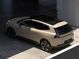 Vo <span class=keywords><strong>lvo</strong></span> XC70 B5 AWD Momentum Premium Luxury SUV Smart Tech Intérieur en cuir Design scandinave Caractéristiques de sécurité Main gauche - Product Image 4