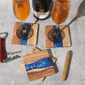 Posavasos de Resina y Madera de Acacia Premium, 3mm de Grosor, Hechos a Mano, Estilo Rústico, Diseño Cuadrado para Bebidas, Tazas, Escritorio y Cocina - Product Image 1