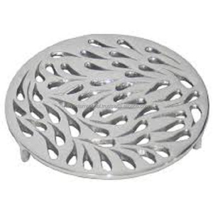 Nickel-Plated Round Aluminium Casting <b>Trivet</b> Elegant Mats & Pads Product - Product Image 1