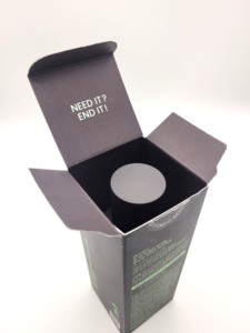 El producto todo en uno definitivo para hombres: retiene la humedad, reduce los poros visibles y calma rápidamente la piel irritada y con problemas. - Product Image 2