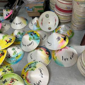 TENDANCES ACTUELLES : Chapeau conique vietnamien en bambou, artisanat pour la protection solaire et accessoires photo - Product Image 5