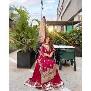 Conjunto de Traje de Fiesta de Organza Bordado a Mano, Silueta en A con Trabajo de Lentejuelas, Talla XL - Product Image 4