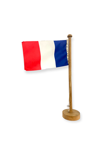 Ensemble de 2 drapeaux nationaux sur support carré en laiton, design Art Déco, cadeau d'anniversaire pour la décoration de bureau par Tajdaar Handicrafts - Product Image 3