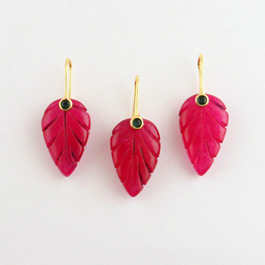 Collier Pendentif Fin Feuille Sculptée Plaqué Or 18 carats avec Pierres Précieuses Naturelles Rubis Rose, Jade et Émeraude, Accents en Zircon Cubique – Bijoux de Mode en Gros - Product Image 2