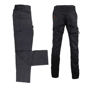 Fournisseur en gros OEM de vêtements industriels – Veste de sécurité noire durable et renforcée en Ripstop et pantalon cargo – Uniforme camouflage - Product Image 4