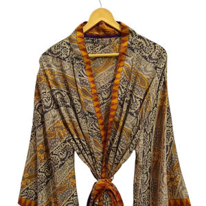 ชุดคลุมยาวระดับข้อเท้า ผ้าไหมหลากสี ชุดนอน ชุดคลุมสไตล์อินเดีย วินเทจ ผ้าไหมซารีรีไซเคิล คิโมโน - Product Image 1