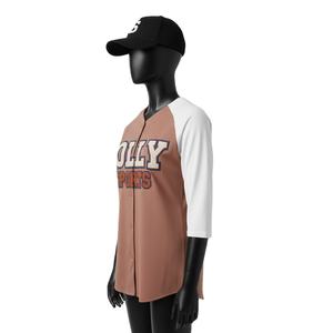 เสื้อเบสบอลหญิง คุณภาพสูง ผลิตจากผ้าโพลีเอสเตอร์ GSM แบบอินเตอร์ล็อค เนื้อผ้านุ่ม ตัดต่อผ้าสีตัดกัน พร้อมปักโลโก้ตามสั่ง เสื้อเบสบอลหญิงผ้าฝ้าย - Product Image 4