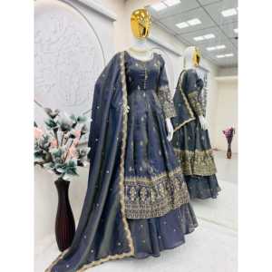 ชุดสูทงานปาร์ตี้สำหรับผู้หญิงดีไซน์เนอร์ปักเลื่อมและกระจกจริง - Product Image 6