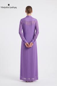 Robe Abaya longue pour femmes, col à revers, manches longues, élégante, décontractée et pour les occasions spéciales, disponible en différentes tailles - Product Image 2