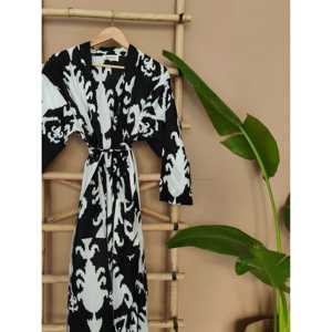 ชุดนอนผ้าลายเรขาคณิตสีดำสำหรับผู้หญิง The Quince Life สวมใส่สบาย - Product Image 5