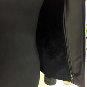 แจ็คเก็ตหนังผู้ชาย หนังจระเข้สีดำ หนังกลับลายจระเข้ใหม่ พร้อมปกขนสัตว์ถอดได้ - Product Image 2