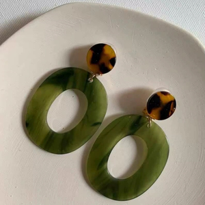 <b>Resin</b> Earring Wholesale Lovely Cute <b>Resin</b> Earring for Fashionable Design for Women Use for Sale <b>Resin</b> <b>Crafts</b> - Product Image 4