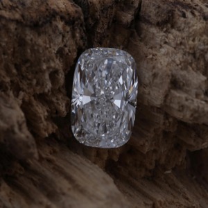 Lab Grown Diamond Supplier 10CT <b>Long</b> <b>Cushion</b> G VS2 IGI Certified CVD 3EX Excellent Cut for Diamond Dealers and Importers - Product Image 5