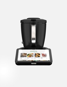 เครื่องเตรียมอาหารไฟฟ้า Vorwerks Thermomixs TM7 รุ่นใหม่ล่าสุด โปรโมชั่นสุดฮอต พร้อมโถผสมสแตนเลส ควบคุมผ่านแอพ ใช้สำหรับสับและปรุงอาหาร - Product Image 4