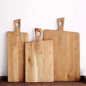Tabla de cortar de madera en oferta, forma rectangular con asa, incrustaciones de resina amarilla, tabla de cortar ecológica. - Product Image 3