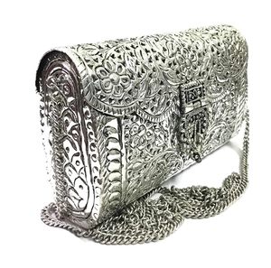 Pochette Classique Faite à la Main en Laiton – Élégante, Personnalisable et Abordable – Sac à Main Métallique pour Femme, Idéal Soirées, Mariages et Cérémonies M/S SHAAD - Product Image 1