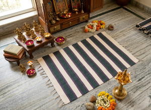 Tapis de prière en coton rayé fait main, tissage plat rectangulaire, design indien traditionnel pour salon - Product Image 1