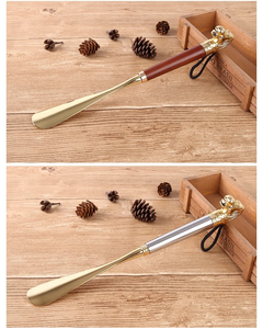 Cuchillo de Zapatos de Metal Premium con Mango Largo y Decorativo con Cabeza de Caballo, Elegante Ayudante para el Calzado en el Hogar y Hotel - Product Image 1